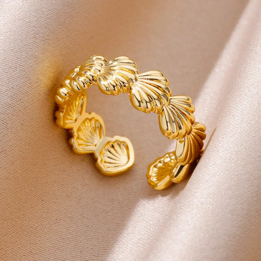 Luxury Starfish Summer Ring